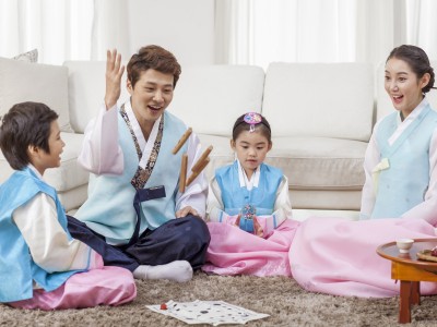 명절맞이 전통놀이와 떡국 나눔으로 함께한 설 행사 이미지